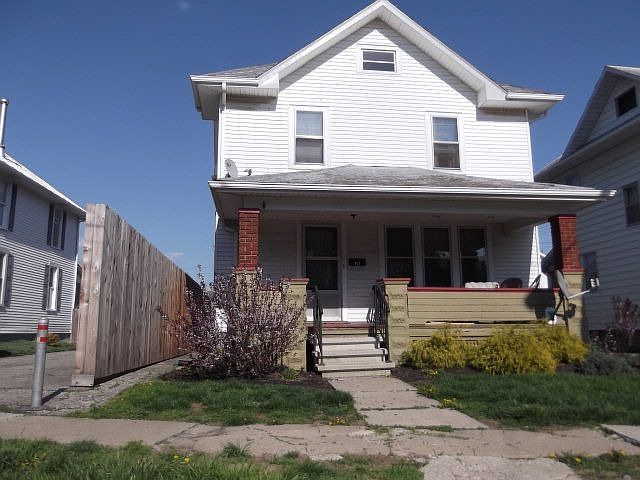 2nd image of 922 S Sandusky Ave