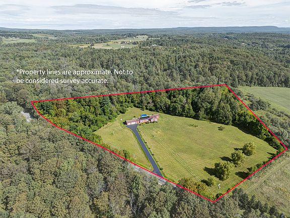 4th image of 809 Peckville Rd
