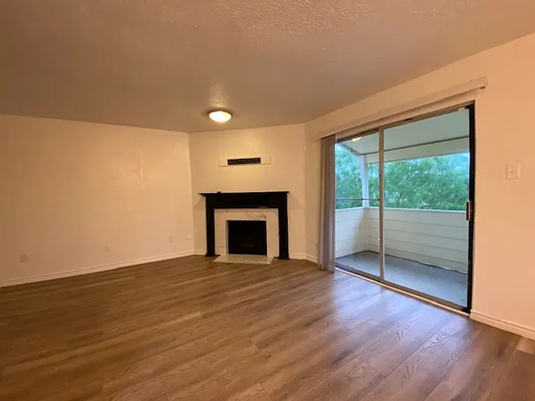 1011 Ennis Joslin Rd #222 — Photo 4