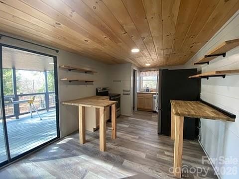 5th image of 75 Old Macedonia Rd