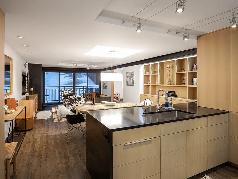 700 S Monarch St #202 — Photo 8