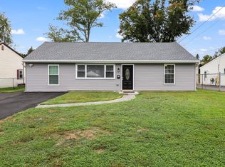 72 Lanning St, Ewing, NJ 08618