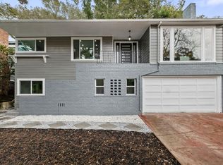 5838 Pinewood Rd, Oakland, CA 94611