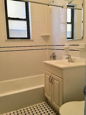 Rented by Axxess Realty Group | media 15