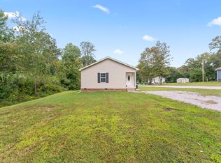 354 Riddle Ln, Estill Springs, TN 37330