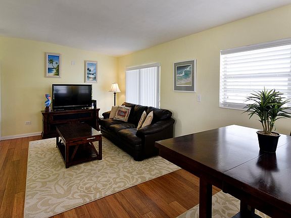 3rd image of 169 Ocean Dr