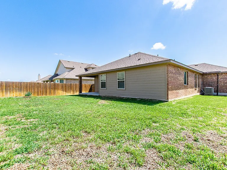 2516 Bargello St — Photo 30