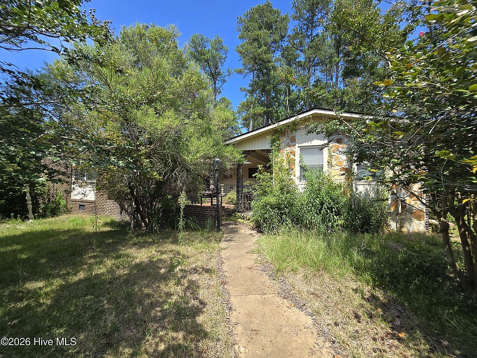 1st image of 3601 Jamaica Drive