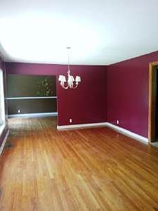 3rd image of 469 Willow Ter NW