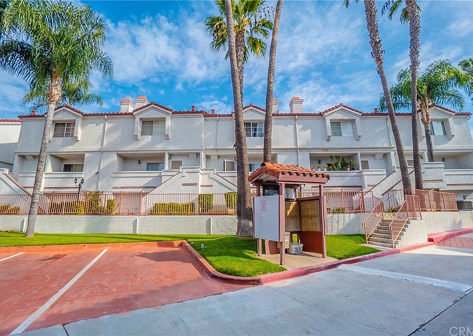 1st image of 264 E Beverly Blvd APT C