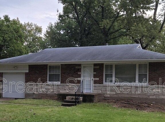 3rd image of 9620 Griffin Dr