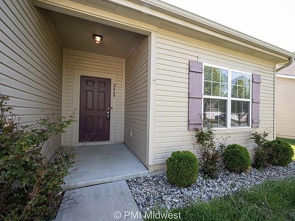 2nd image of 2469 Cedarmill Dr