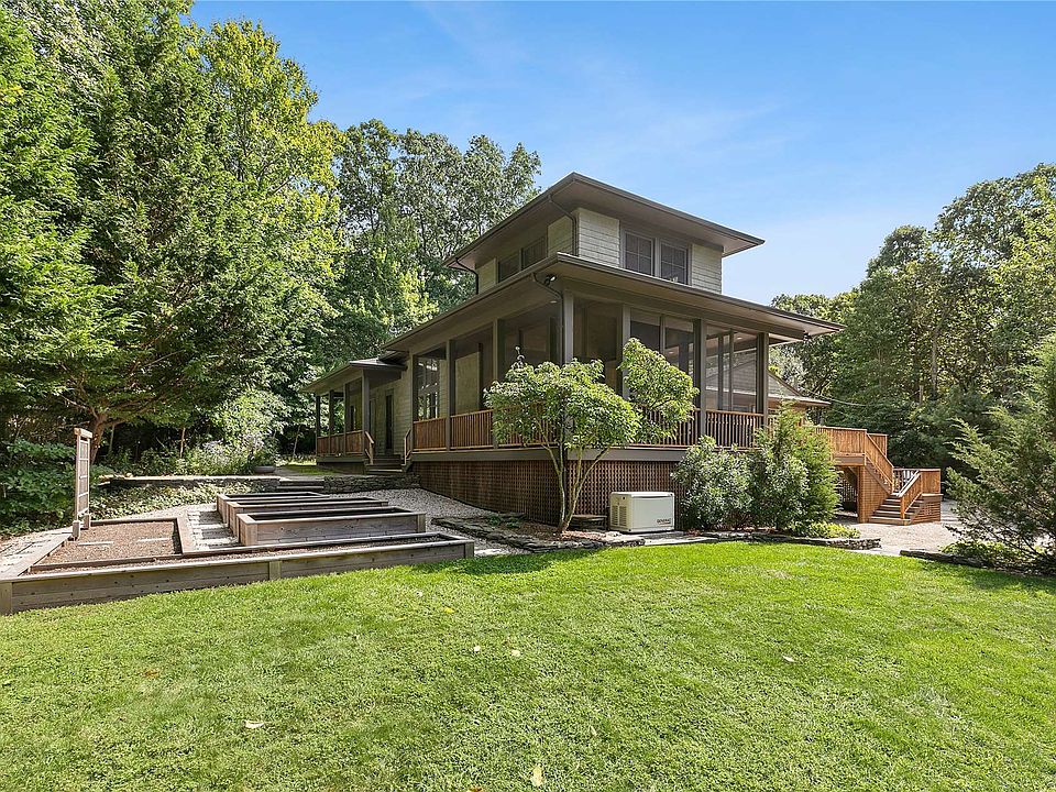 13725 Soundview Avenue, Southold, NY 11971 MLS 3506407 Zillow