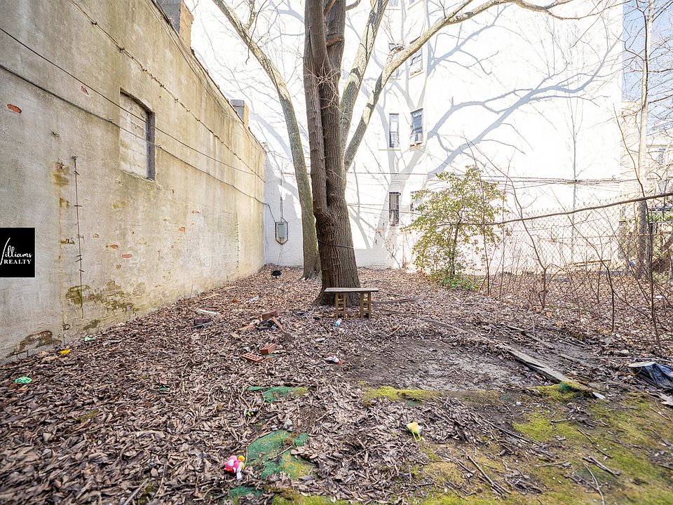 1st image of 165 Quincy St #1