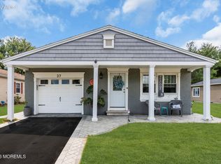 37 Wedgeport Drive, Toms River, NJ 08757