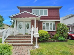 46 Bartow St, Staten Island, NY 10308