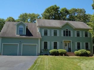 50 Arlene Dr, Wrentham, MA 02093