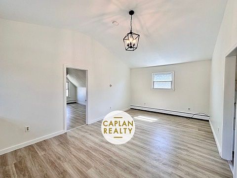 2nd image of 208 Howard Ave #B