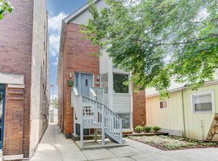 817 S Miller St, Chicago, IL 60607