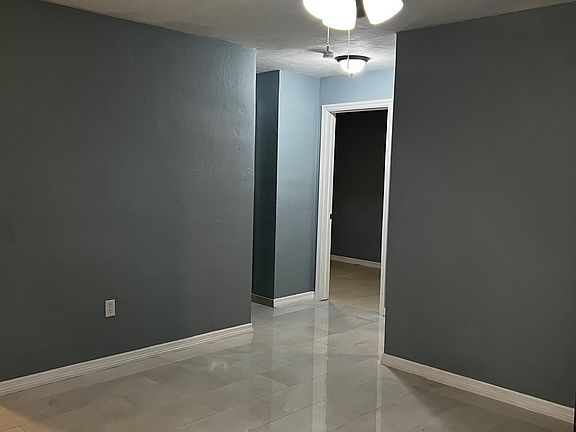 2nd image of 4641 Myrtle Ln #1