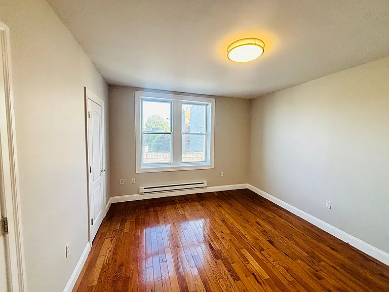 6615 Broadway #D1 — Photo 5