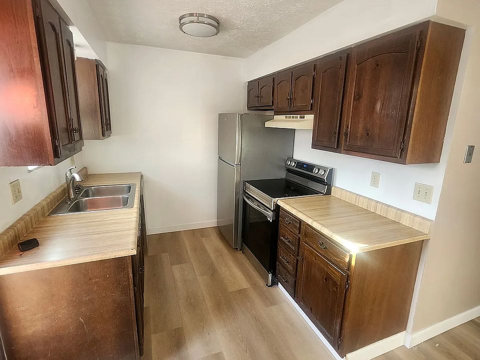 1st image of 1248 Redbluff Dr APT C