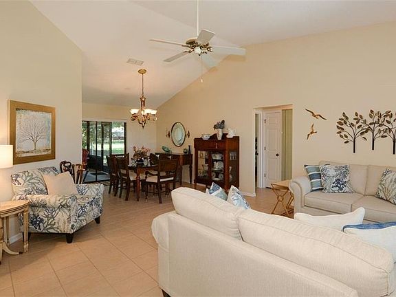 4th image of 211 Woodingham Trl