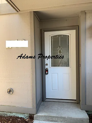 220 Israel Rd SW Photo 1
