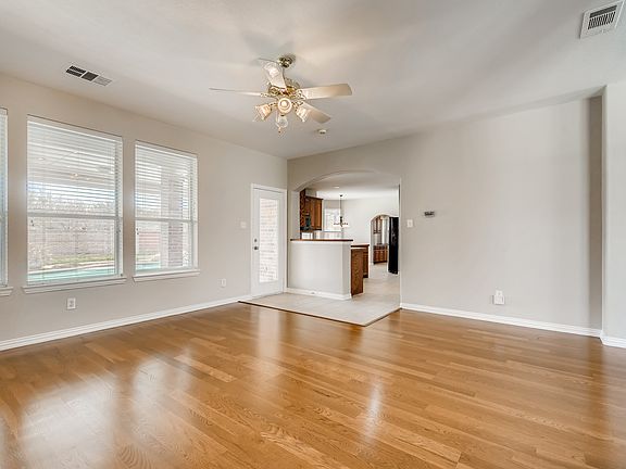5th image of 8340 Elena Dr