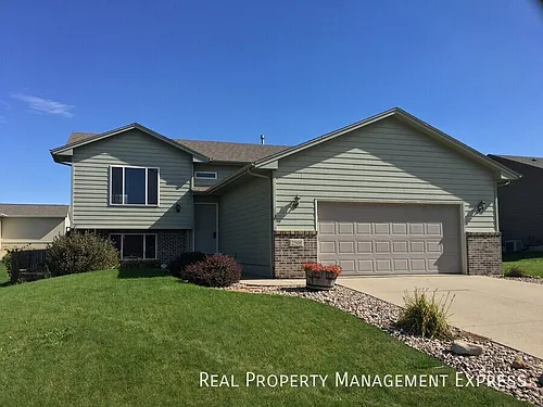 2508 N Aidan Ave Photo 1