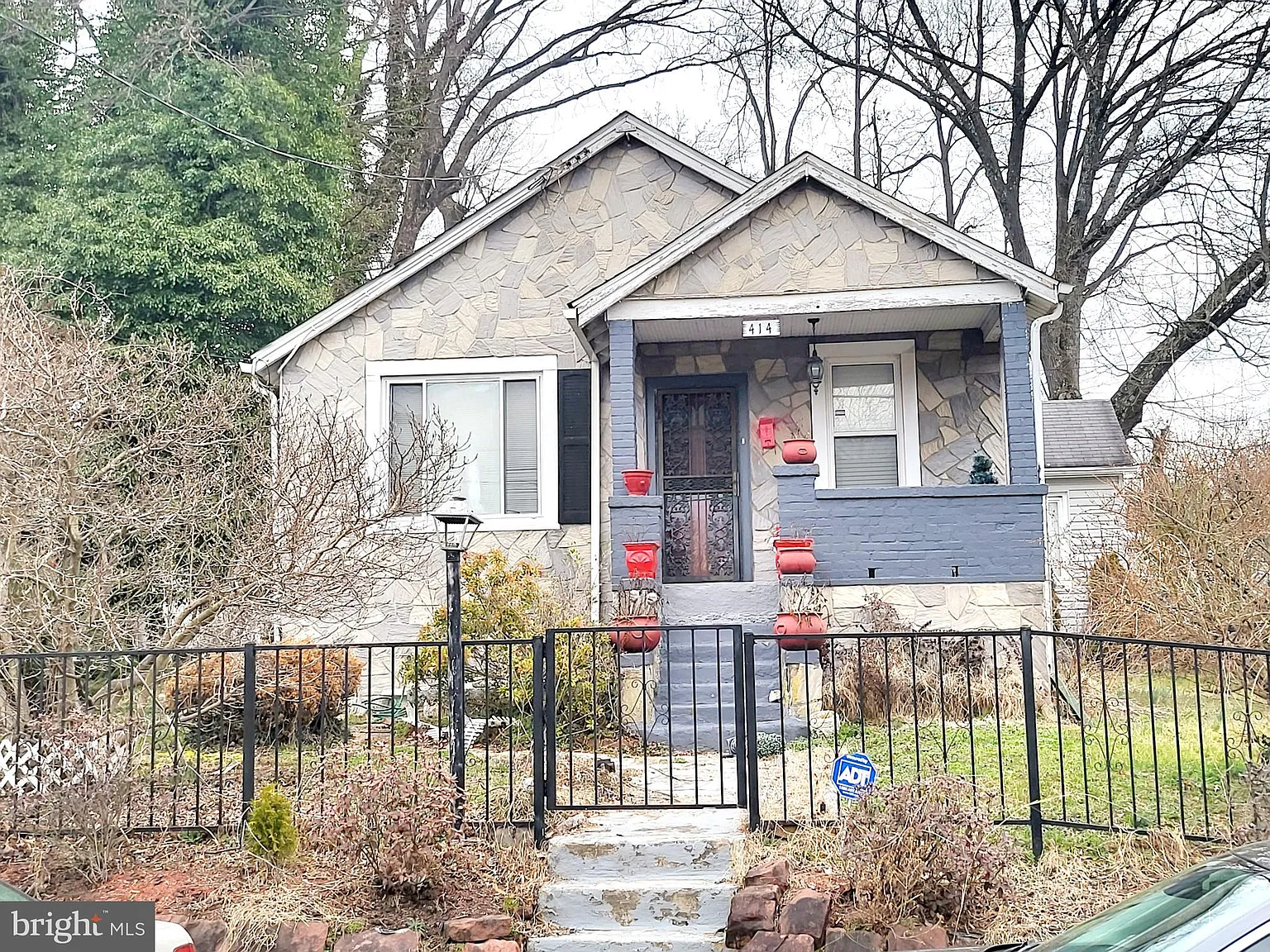 414 Ventura Ave photo 1