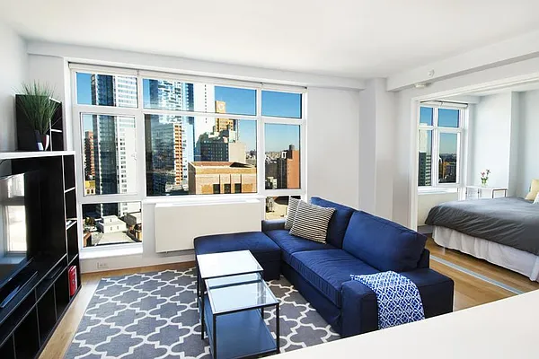 Sold by Brooklyn Bridge | media 11