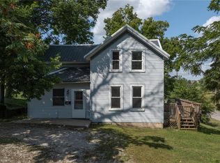 1212 15th St, Belle Plaine, IA