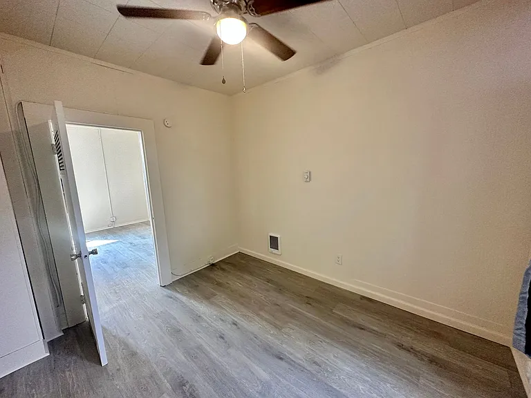 2100 Humboldt St — Photo 12
