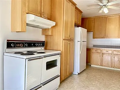 3 bed, 2.5 bath, 1428 sqft, $3,000 — Photo 3