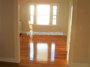 34-1 Channing St #1, Newton, MA 02458