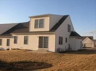 5028 Field View Dr, Mount Joy, PA 17552