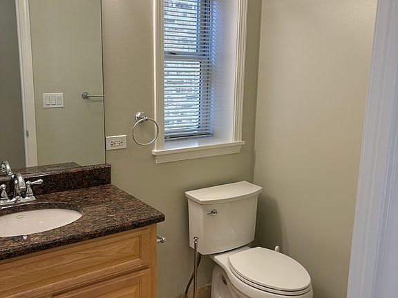 4th image of 2020 N Honore St #1