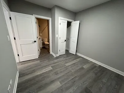 1647 N Fairfield Ave #2F1 — Photo 11
