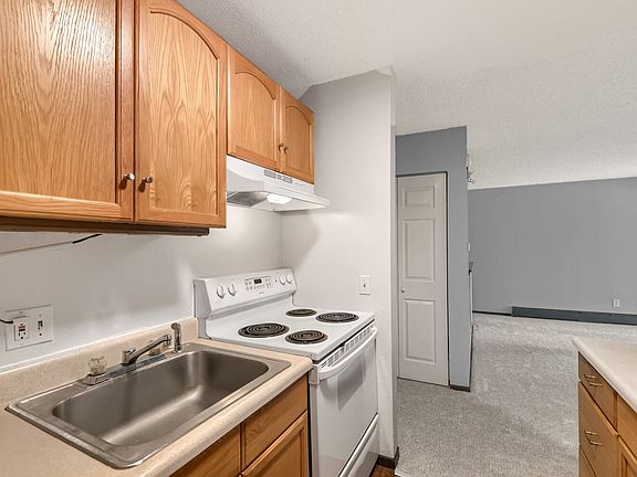 2nd image of 3030 Oneal Pkwy APT R11