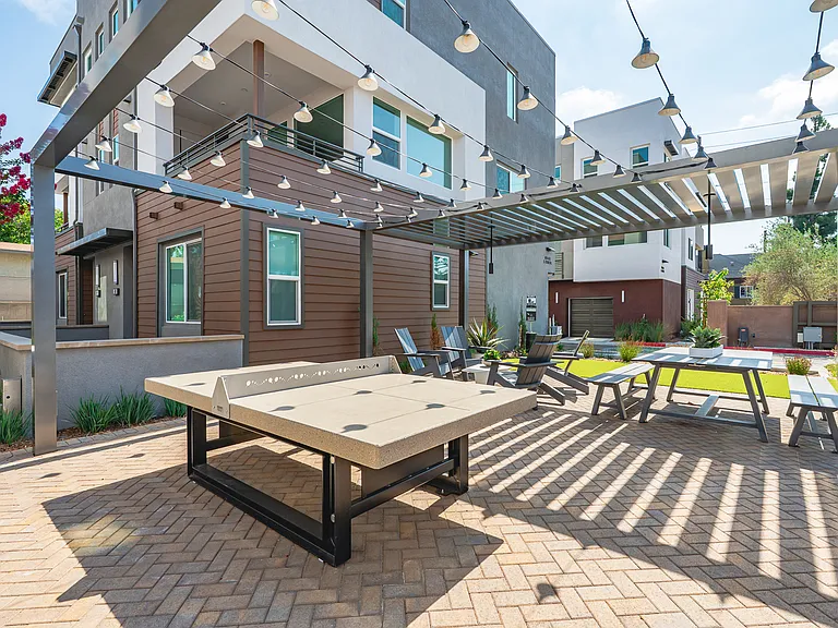 609 S Lyon St — Photo 34
