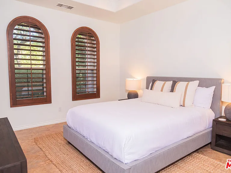 54155 Cananero Cir — Photo 22