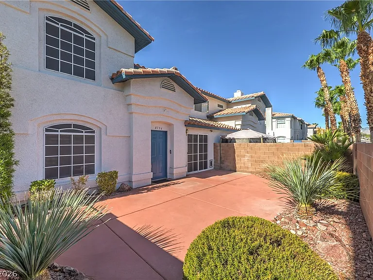 8136 Autumn Star Ave — Photo 2