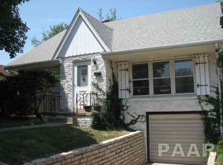 323 W Corrington Ave, Peoria, IL
