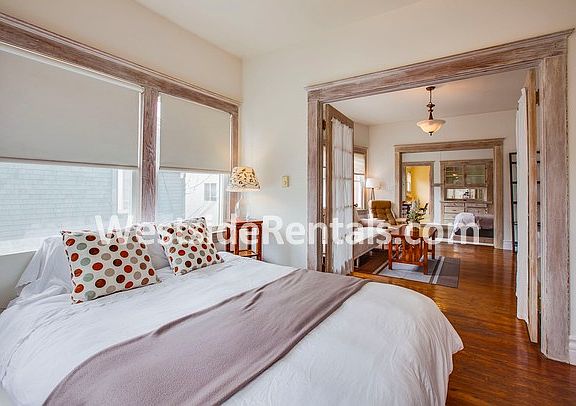 2nd image of 109 Park Pl