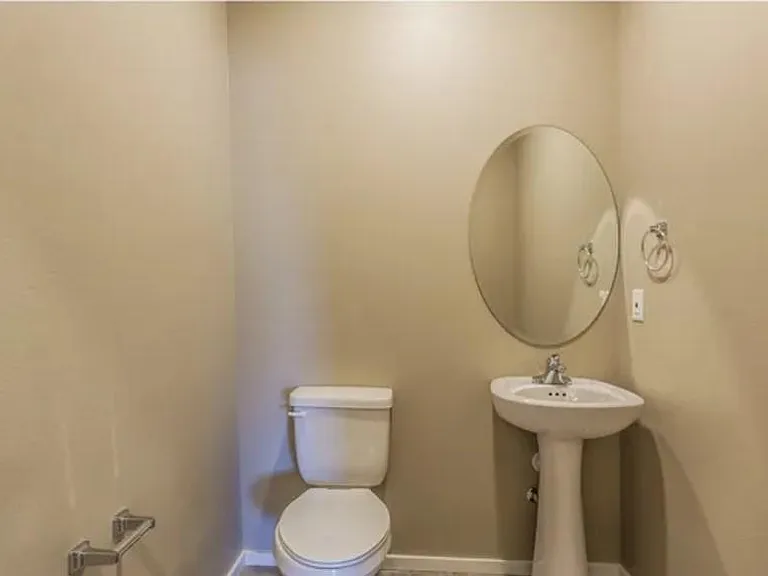 3653 Ronald Reagan Ave — Photo 5