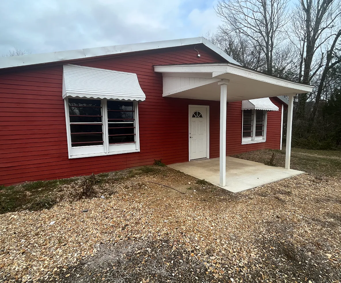 Building Photo - 408 S Frontage Rd
