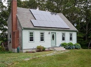 8 Bittersweet Cir, Plymouth, MA 02360