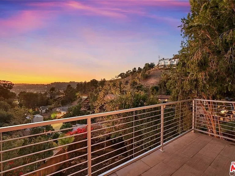 728 Montecito Dr — Photo 20