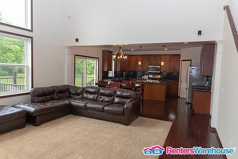 3rd image of 3731 Whitetail Dr